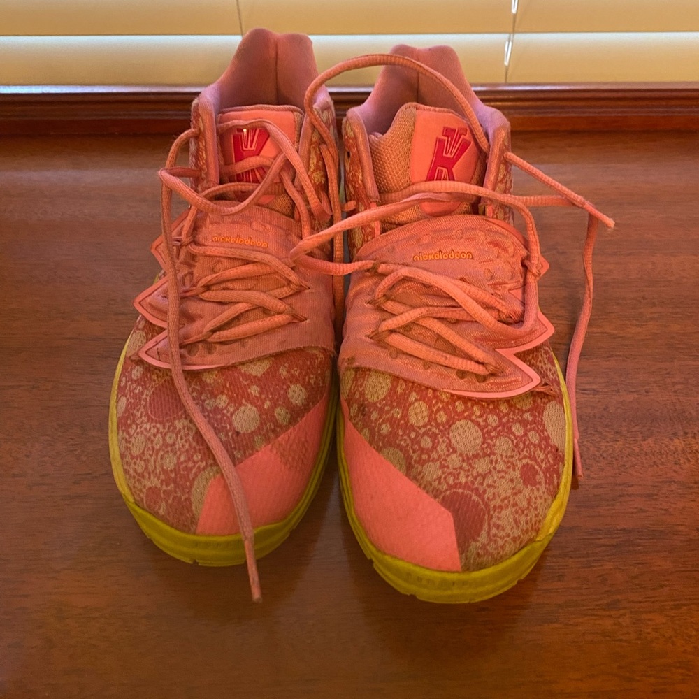 Nike kyrie 5 SpongeBob Patrick